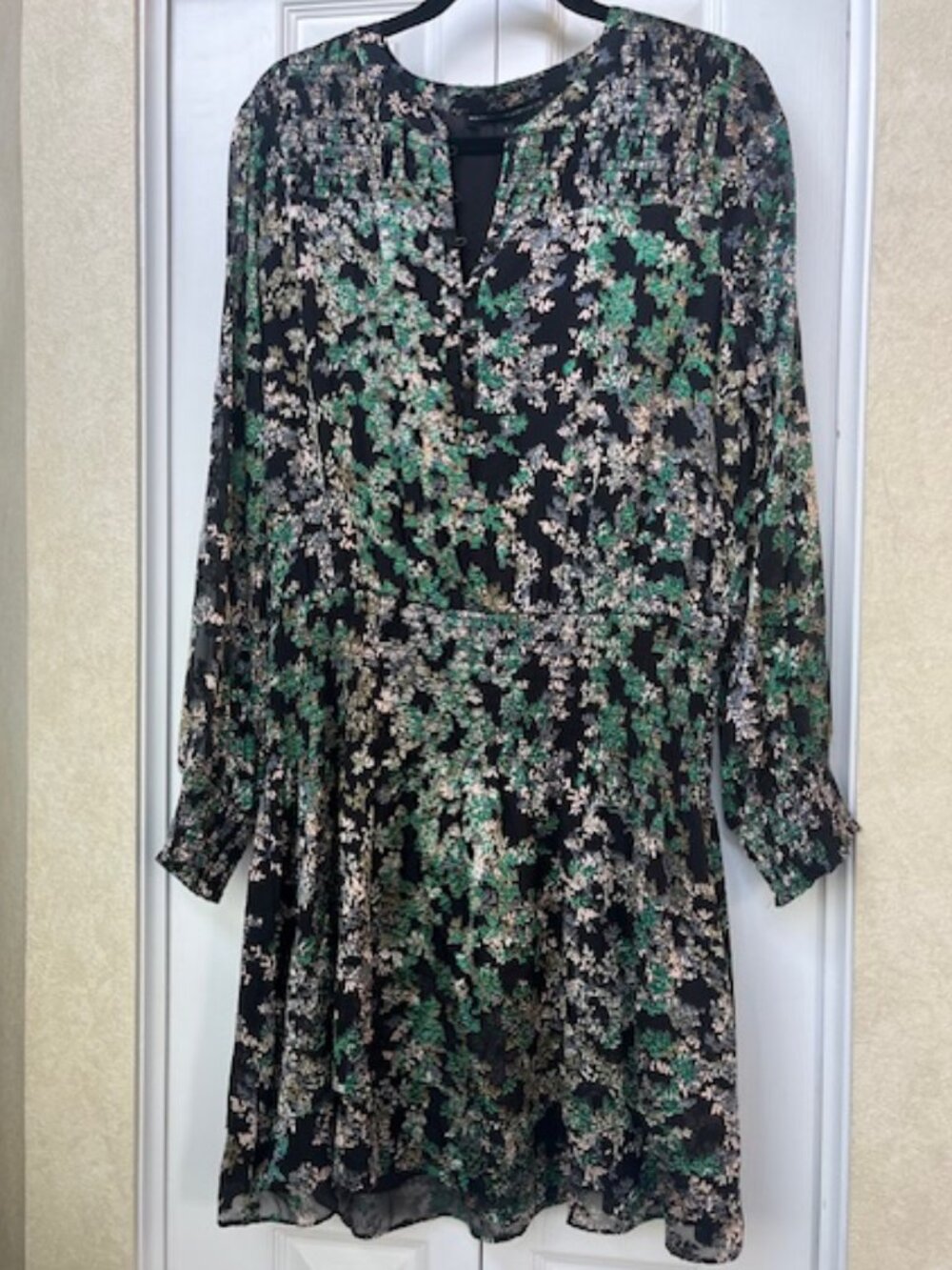 White House Black Market Dress Green Black Print
